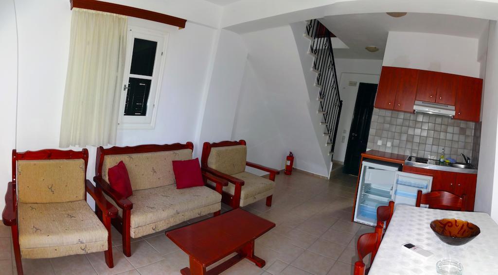 Appartement Iriana Village *